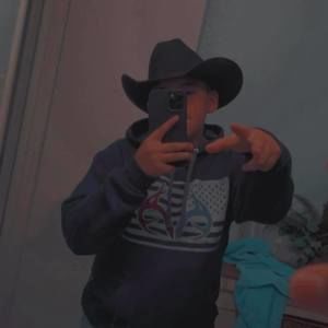 Meet your Posher, Esteban